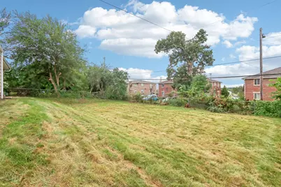 2218  Catalpa Rd, Madison, WI 53713 - Photo 30