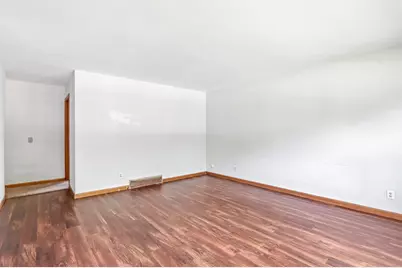 2218  Catalpa Rd, Madison, WI 53713 - Photo 12