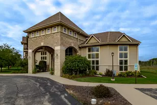 230 Hilldale Dr, Hartford, WI 53027 - Photo 2