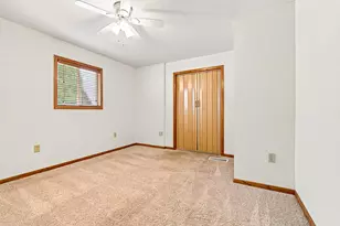 643 Madison Ave, West Bend, WI 53095 - Photo 12