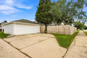 626 Madison Ave, South Milwaukee, WI 53172 - Photo 30