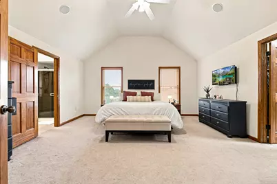 W238S5976  Prairie Wolf Ct, Waukesha, WI 53189 - Photo 22