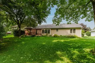 N58W24835 Cardinal Ct, Sussex, WI 53089 - Photo 32