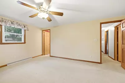 16200  Tomahawk Trl, Brookfield, WI 53005 - Photo 22