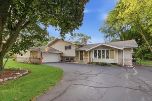 16200 Tomahawk Trail, Brookfield, WI 53005 - Photo 40