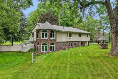 121  Saeger Ave, Oconomowoc, WI 53066 - Photo 4