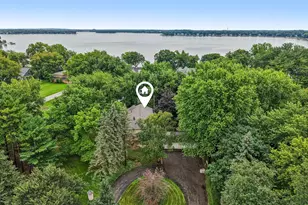 121 Saeger Ave, Lac La Belle, WI 53066 - Photo 6