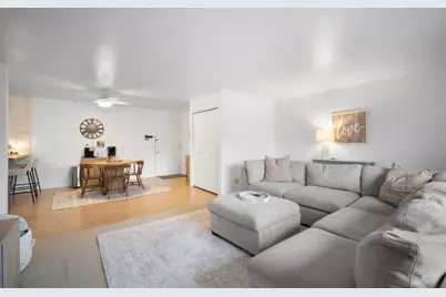 1712  Creek Rd #203, West Bend, WI 53090 - Photo 4