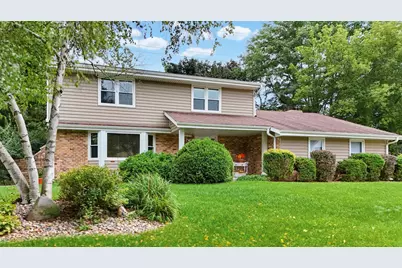10257 W Spring Green Rd, Greenfield, WI 53228 - Photo 1