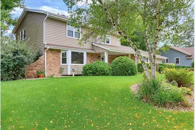 10257 W Spring Green Rd, Greenfield, WI 53228 - Photo 30