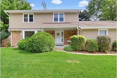 10257 W Spring Green Rd, Greenfield, WI 53228 - Photo 34