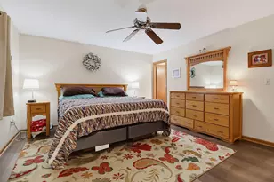 10257 W Spring Green Rd, Greenfield, WI 53228 - Photo 14