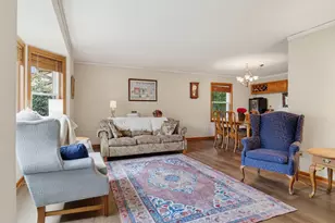 10257 W Spring Green Rd, Greenfield, WI 53228 - Photo 4