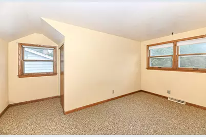 1118 S 124th St, West Allis, WI 53214 - Photo 22