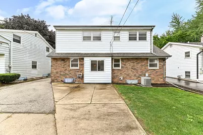 1118 S 124th St, West Allis, WI 53214 - Photo 34
