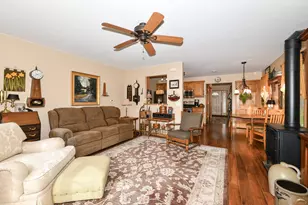 205 Winfield Ct, Darien, WI 53114 - Photo 6