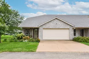 205 Winfield Ct, Darien, WI 53114 - Photo 2