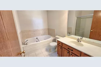 1132  Eastbrook Dr, Burlington, WI 53105 - Photo 18
