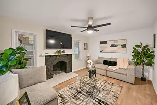 2421 W Hampton Ave, Milwaukee, WI 53209 - Photo 2