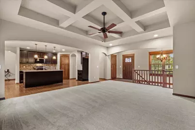 453  Western Ct, West Bend, WI 53095 - Photo 6