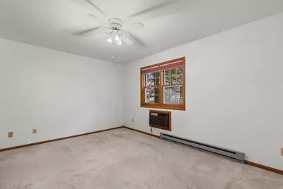 621  Barrington Ct #D, West Bend, WI 53095 - Photo 16