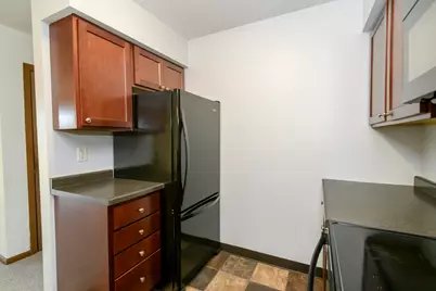 N110W16936  Ashbury Cir #4, Germantown, WI 53022 - Photo 12