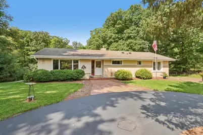 885  Tara Hill W -, Erin, WI 53027 - Photo 26