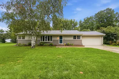 240  Prospect Dr, Brookfield, WI 53005 - Photo 2