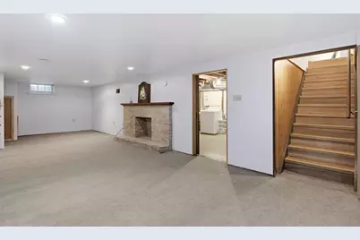 240  Prospect Dr, Brookfield, WI 53005 - Photo 22