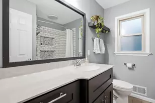 240 Prospect Dr, Brookfield, WI 53005 - Photo 20