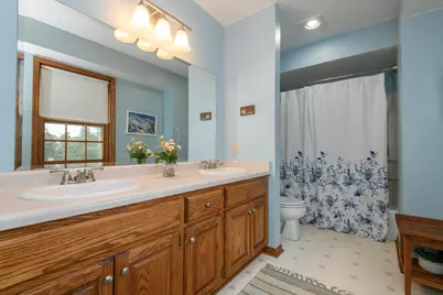 N102W15128  Raintree Ct, Germantown, WI 53022 - Photo 34
