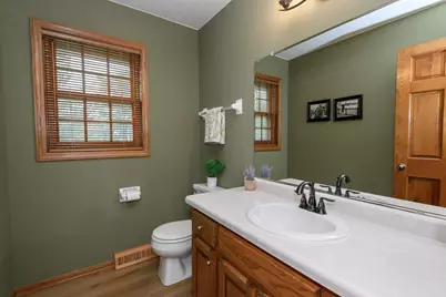 N102W15128  Raintree Ct, Germantown, WI 53022 - Photo 20