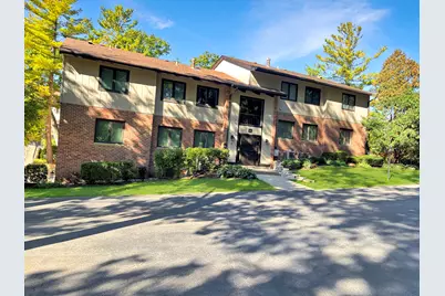 1070 S Lake Shore Dr #8-1-A, Lake Geneva, WI 53147 - Photo 2