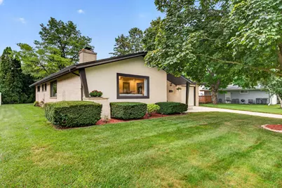3315  Hickory Cir, Sheboygan, WI 53081 - Photo 36