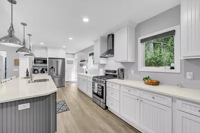 2701 S Browns Lake Dr #J-1, Burlington, WI 53105 - Photo 8