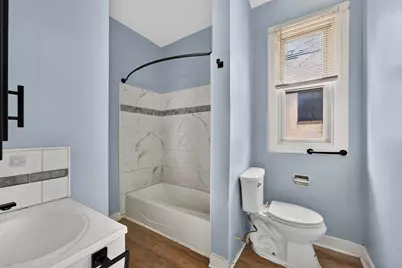 216 W Center St, Milwaukee, WI 53212 - Photo 16