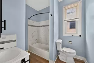 216 W Center St, Milwaukee, WI 53212 - Photo 16