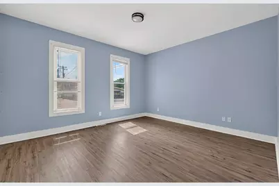 216 W Center St, Milwaukee, WI 53212 - Photo 6