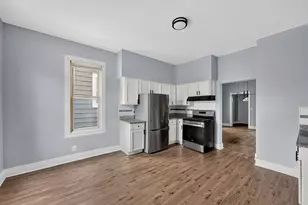 216 W Center St, Milwaukee, WI 53212 - Photo 12