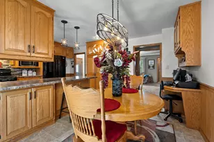 1710 Viebahn St, Manitowoc, WI 54220 - Photo 20
