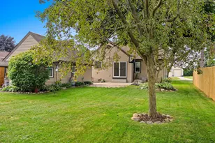 1710 Viebahn St, Manitowoc, WI 54220 - Photo 36