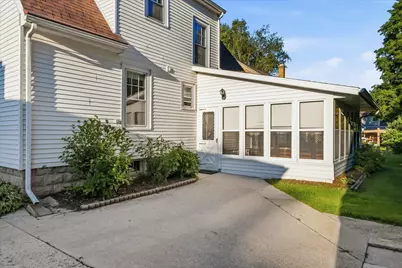 515  Schwartz St, Plymouth, WI 53073 - Photo 4