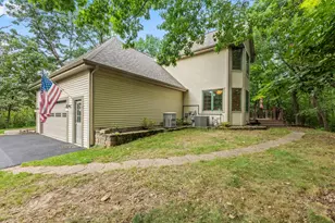 3515 Broken Bow Tr, Delafield, WI 53018 - Photo 50