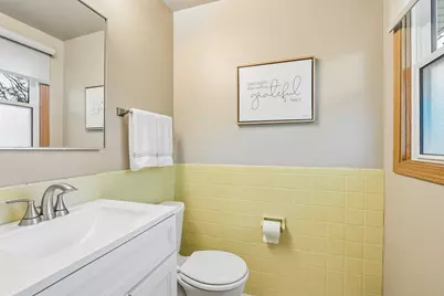 3322 S 121st St, West Allis, WI 53227 - Photo 40