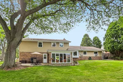3322 S 121st St, West Allis, WI 53227 - Photo 62