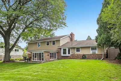 3322 S 121st St, West Allis, WI 53227 - Photo 66