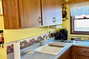 2018 Jackson St, Two Rivers, WI 54241 - Photo 6