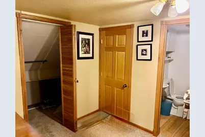 2018  Jackson St, Two Rivers, WI 54241 - Photo 16