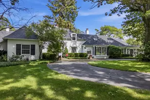 7861 N Regent Ct, Fox Point, WI 53217 - Photo 2