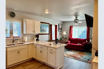 2012  Jackson St, Two Rivers, WI 54241 - Photo 4